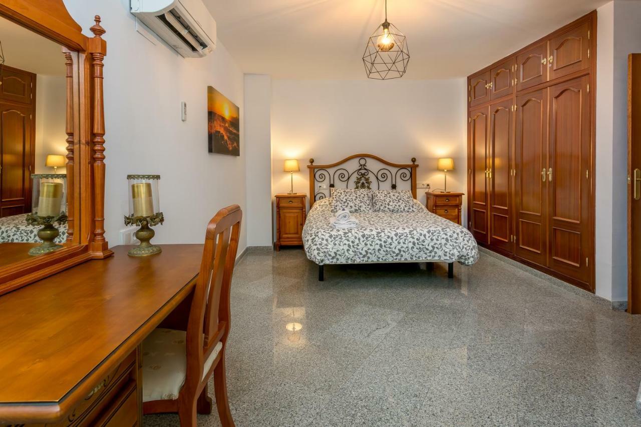 Sf Carihuela Luxury Suite Torremolinos Eksteriør billede